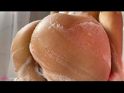 ❤️ Morena se masturba el coño con un vibrador hasta alcanzar un intenso orgasmo en la ducha Super porno en es.xxxner.ru ❌️